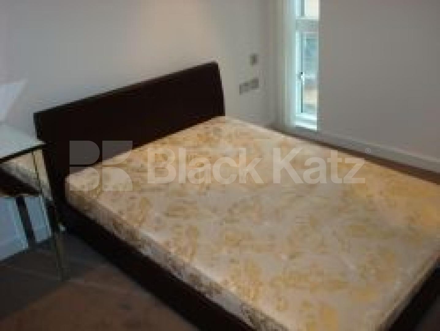 			New Instruciton, 2 Bedroom, 1 bath, 1 reception Flat			 Abbey Road, ST JOHNS WOOD